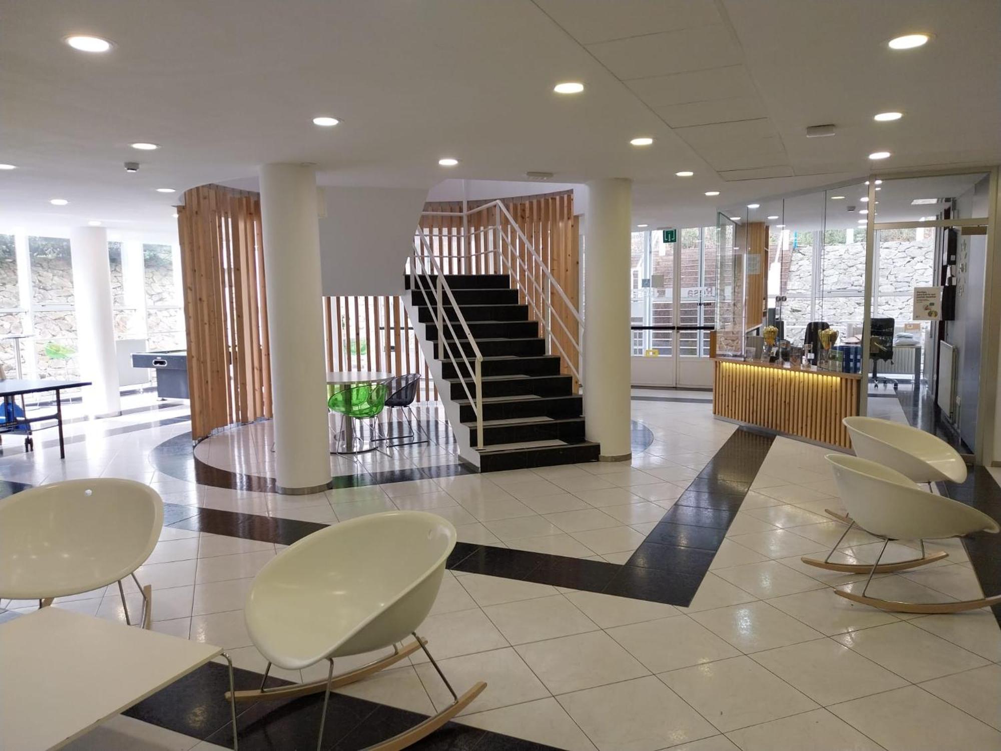 Residencia Universitaria Resa Siglo XXI Culleredo Ngoại thất bức ảnh