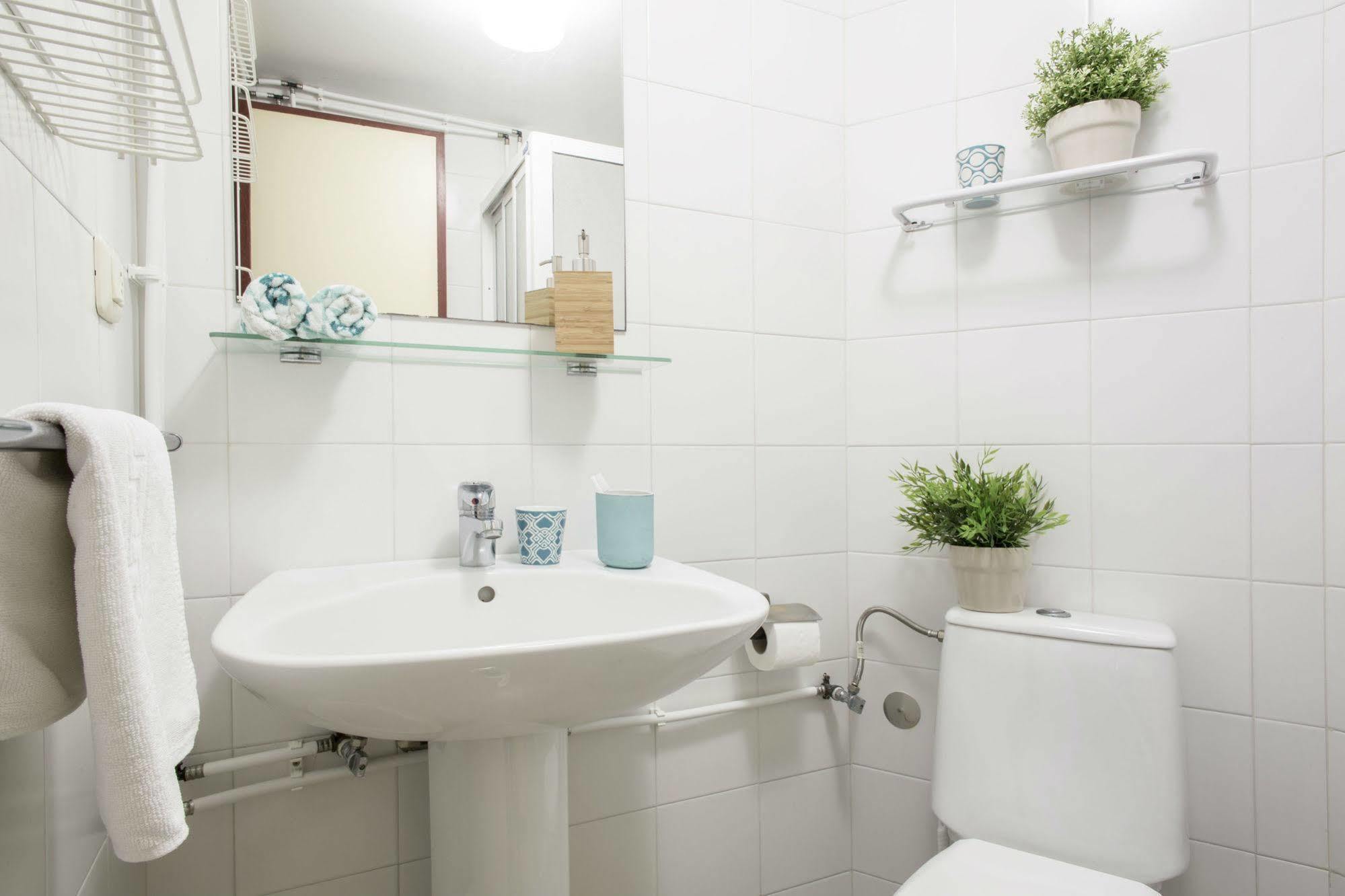 Residencia Universitaria Resa Siglo XXI Culleredo Ngoại thất bức ảnh