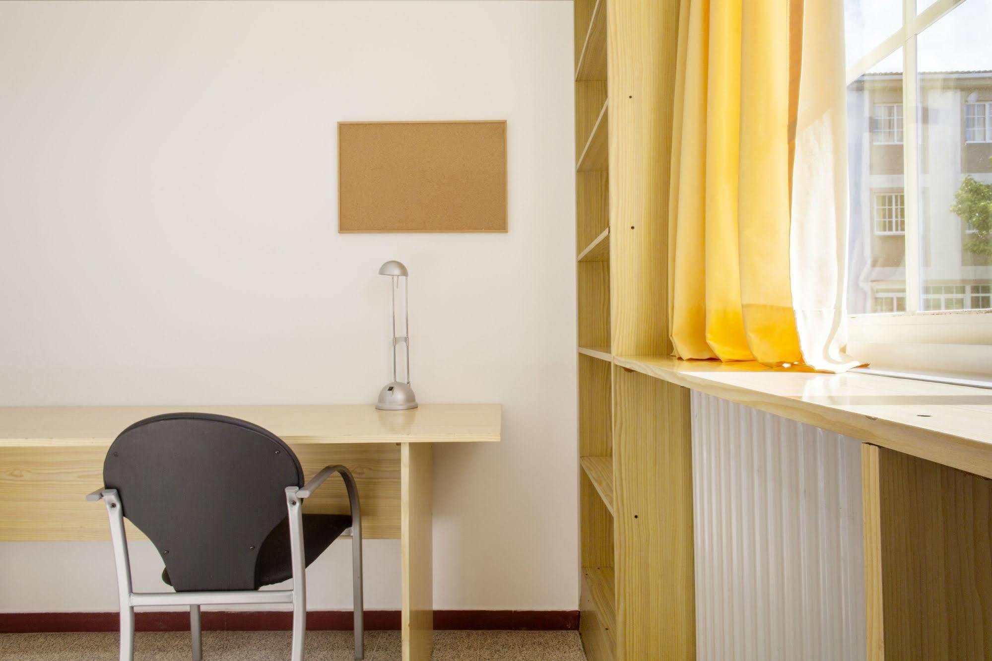 Residencia Universitaria Resa Siglo XXI Culleredo Ngoại thất bức ảnh