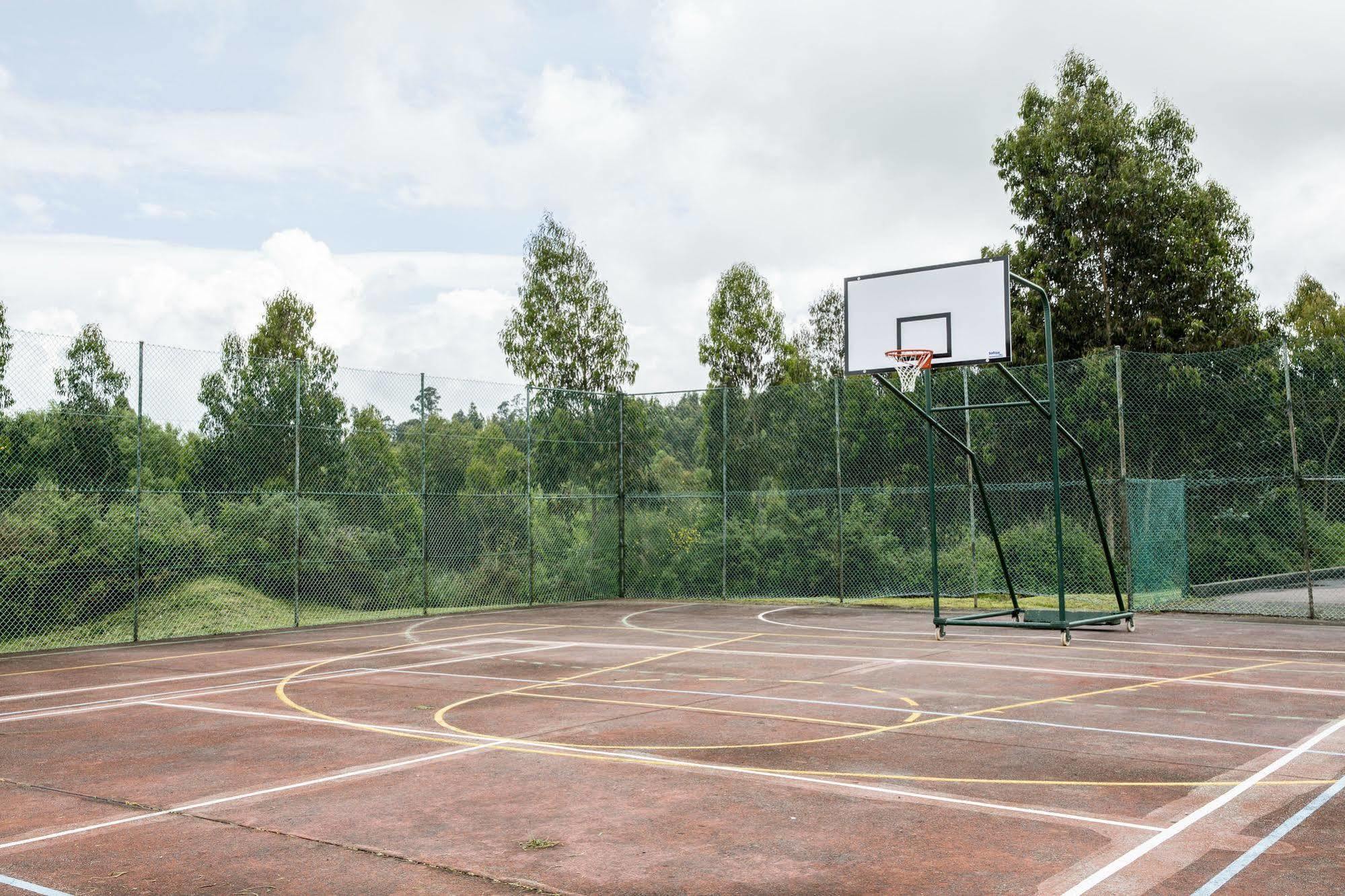 Residencia Universitaria Resa Siglo XXI Culleredo Ngoại thất bức ảnh